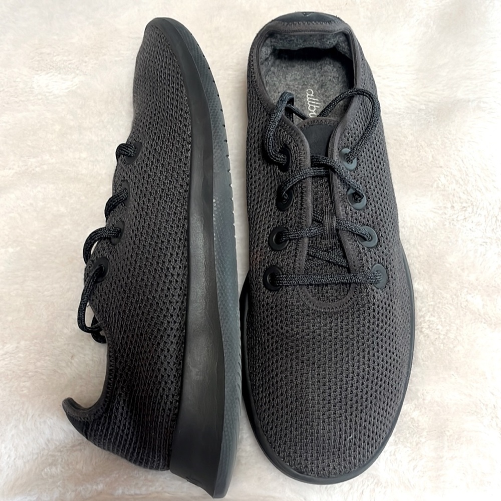 Allbirds Men's Tree 🌳 Runners CLASSICS Charcoal gray Sz:10